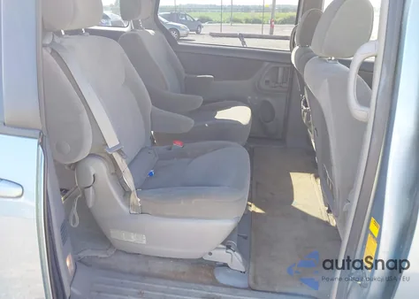 2005 Toyota Sienna Le z USA, uszkodzony, nr VIN 5TDZA23C35S231193